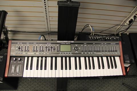Behringer DEEPMIND 12 | Analog 12-Voice Poly Synth | DEMO Model