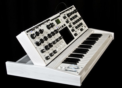Moog MiniMoog Voyager Performer Edition